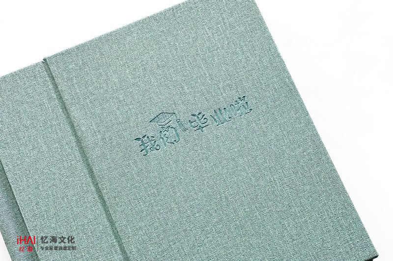 畢業(yè)相冊寄語怎么寫？讓你的畢業(yè)紀(jì)念更加溫馨與難忘