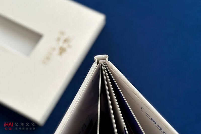 領(lǐng)導(dǎo)工作記錄的相冊(cè)禮物