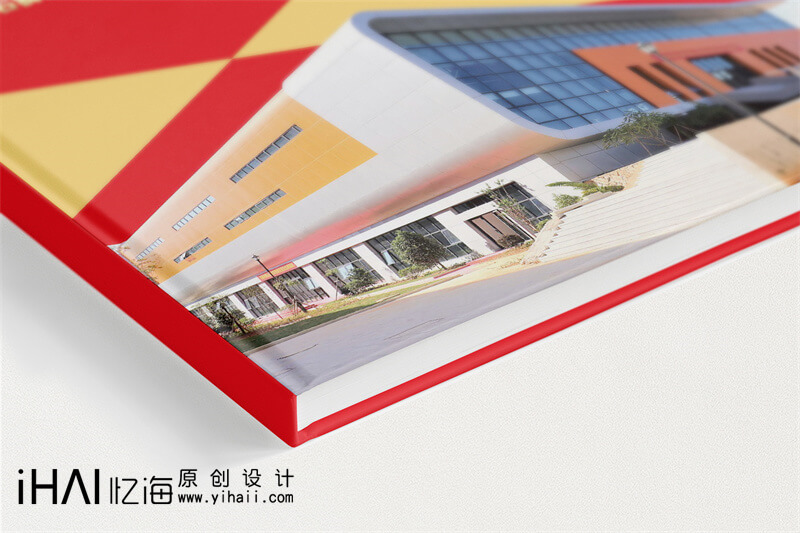 一本學(xué)?；顒?dòng)相冊(cè)制作