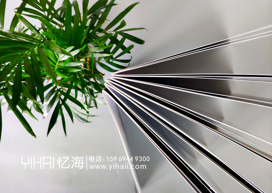 憶海文化云南西沃貿易有限公司企業(yè)宣傳冊設計